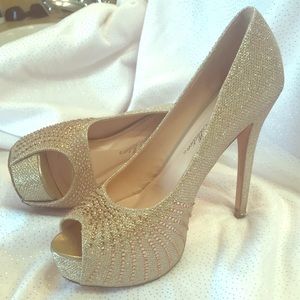 Women shoes with heels